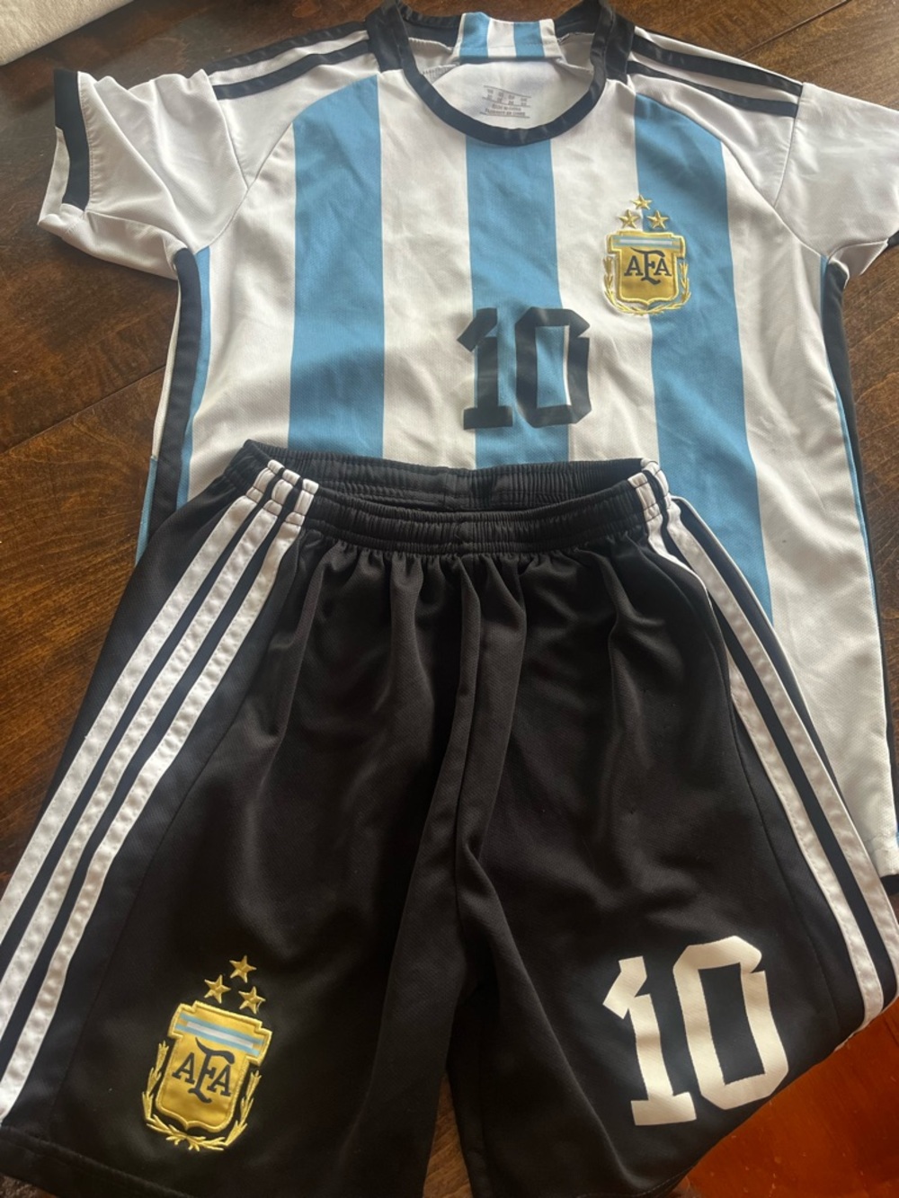 Argentina #10 Soccer Jersey and Shorts Set - White & Sky Blue Messi